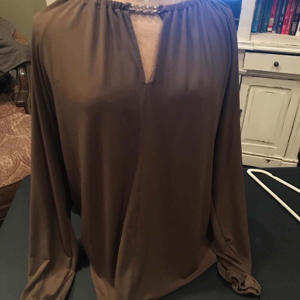 Michael Kors Knit top with Chain Detail. Sz L